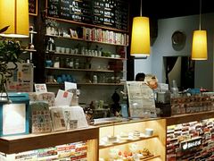 -猫的天空之城概念书店(杭州南宋御街店)