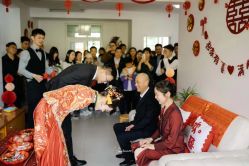 -Lady  Jane高端婚纱礼服馆