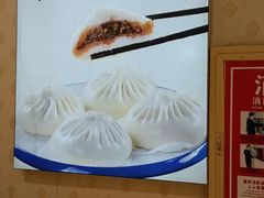 -皇宫大酒店