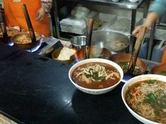 -铁朋小锅米线(玉川巷店)