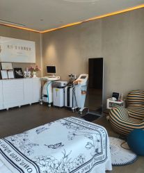 -英芬国际月子中心(岛屿度假月子·洲至奢选香岚店)