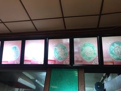 -龙香记桂林米粉(东扬威街11号楼店)