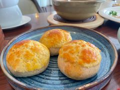 酥皮叉烧包-白天鹅宾馆-玉堂春暖餐厅