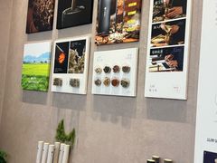 -灸春堂·艾灸·痛症·整脊连锁(之江银泰店)