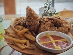 松叶炸鸡加粗薯条-野草莓自由市场