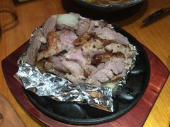 -阿里家·新疆烤肉酒場 by MIG
