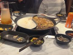 红汤锅底-新辣道鱼火锅(航天万源店)