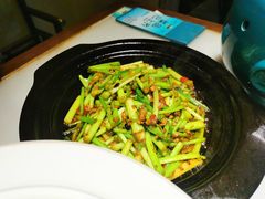 -佬麻雀·剁椒鱼头(京基KK One店)