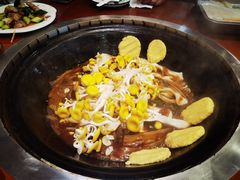 -铁锅炖灶台鱼老三炖鱼馆