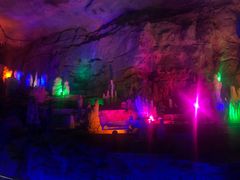 -泰安地下龙宫景区