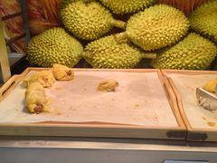-川骄海鲜自助(王府井奥莱UP TOWN店原世界之花店)