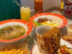 -七爷清汤腩·港式茶餐厅(世博店)