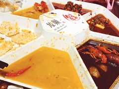 -龙巢盱眙龙虾·牛蛙·烧烤宵夜(八卦岭店)