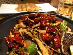 -十三式重庆江湖菜(金茂览秀城店)