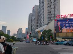 -万达广场(南昌红谷滩店)