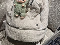 -lululemon(比斯特购物村店)