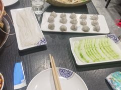 -楼外楼大刀肉传统火锅居(幸福街店)