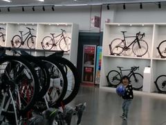 -迪卡侬(观山店)