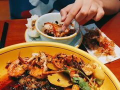 -休记光头香辣蟹干锅(绵竹店)