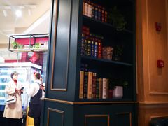 -TOUCH泰奇(奉贤宝龙城市广场店)