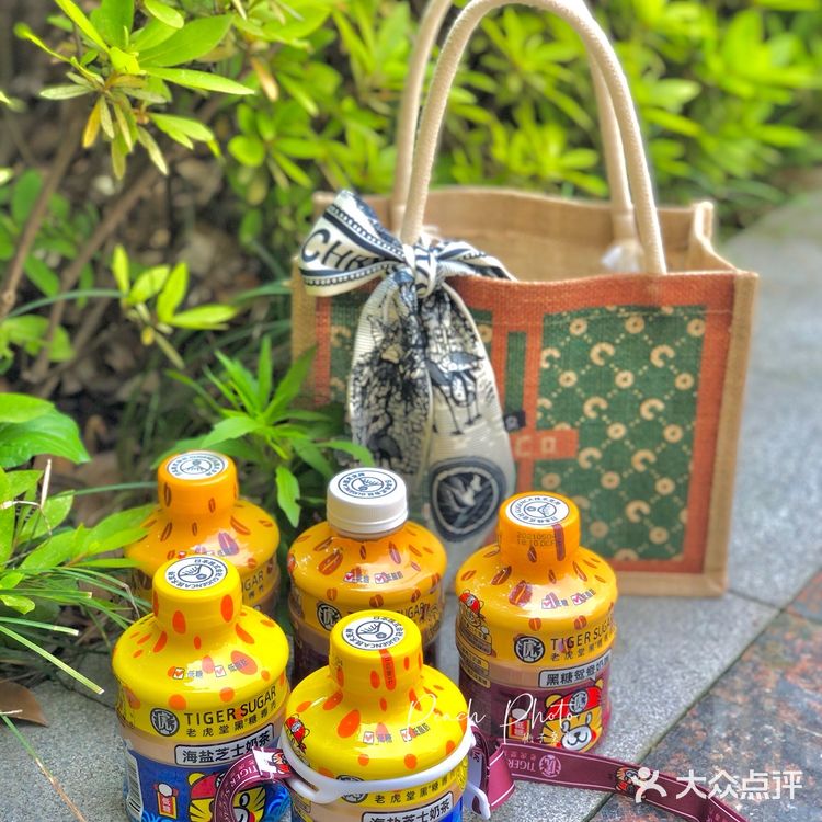 可以背着喝的老虎堂🐯桶装奶茶 你get了吗‼️