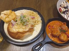 面包奶油意面-机器人火炉披萨