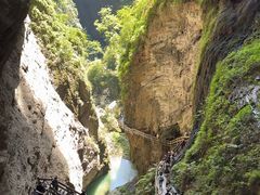 -龙水峡地缝景区