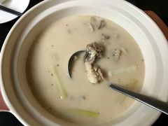 -河畔春天时尚餐厅