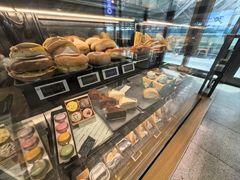 -星巴克(青岛火车北站候车大厅店)