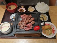 -味太助·银饭食堂(中华城店)