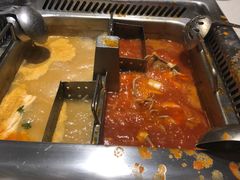 -海底捞火锅鲜切牛肉主题店(长寿路店)