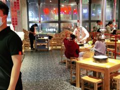 大堂-么肆烤肉·中式自助·烤肉大排档(街道口季佳PAI店)