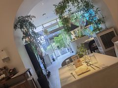 -春树下·树屋花房西餐厅(罍街AS1980店)