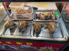 -正宁路小吃夜市