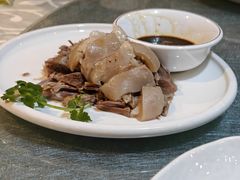 -侬佳蒸菜馆(听潮店)