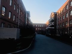 -北京市海淀外国语实验学校