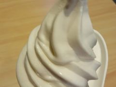 圆筒新人礼-麦当劳(世界城广场店)