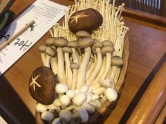 菌菇拼盘-狐狸爱上椰子鸡(滨江星光大道店)