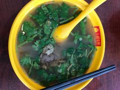 牛肉汤-小杨生煎(香港名都店)