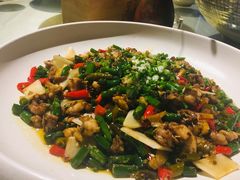 双椒竹鸡-驿舍·民國老营房院子私房菜(科学会堂店)