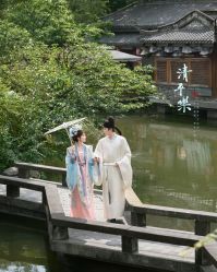 -薇薇新娘婚纱摄影连锁品牌(瘦西湖店)