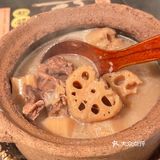 玖孔煨莲藕排骨汤[调皮]
