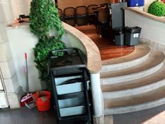 -沪小胖小龙虾(淮海中路旗舰店)