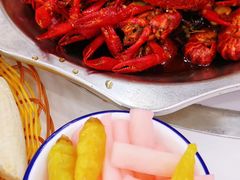 -丹水桥地锅鱼·翘嘴鲌·地方特色全鱼宴(丹江口大坝店)