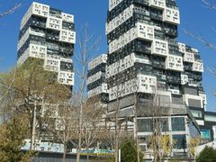 -资和信百货商场