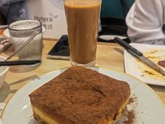网红漏奶华-新世界餐厅(万达店)
