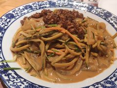 麻酱大拉皮-同合居·非遗东北菜(红博会展店)