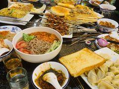 -老何太太鹤岗小串·团建聚餐(龙华店)