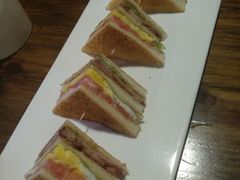 -百好乐宠物友好餐厅(朝外大街店)