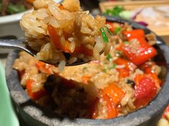 当红小炒肉石锅饭-新白鹿餐厅(金鹰新街口店)